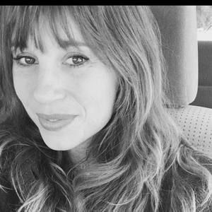 Meet your Posher, Ona